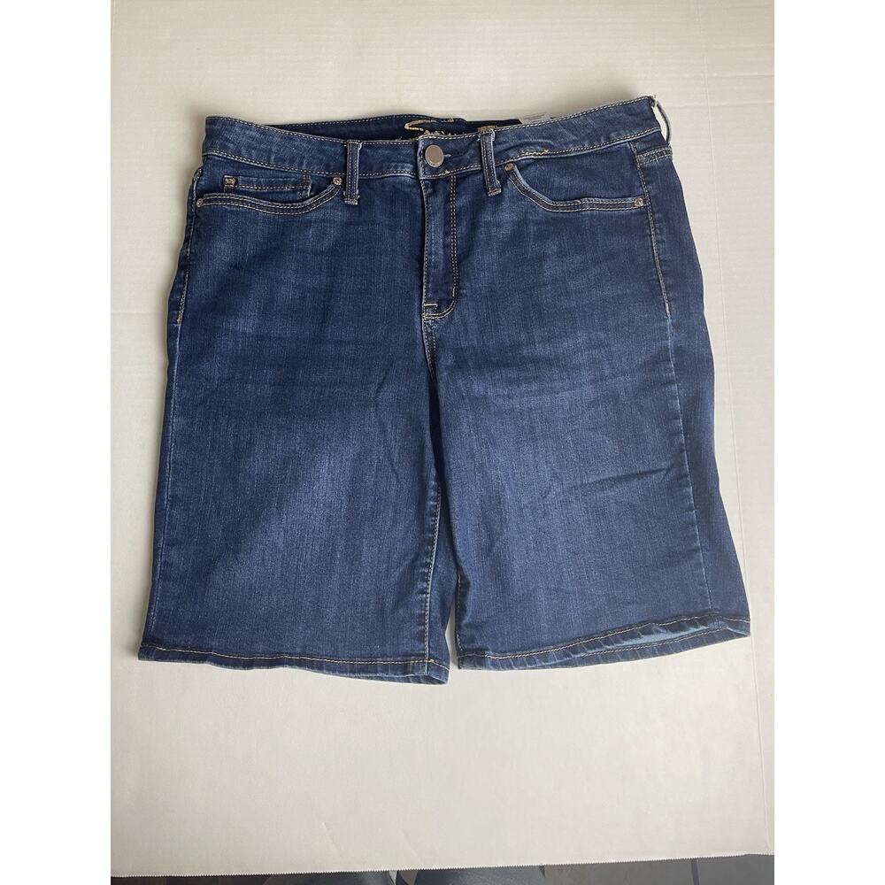 Seven-7 Jean Shorts Women's 14 Sunset Bermuda White‎ 5 Pockets Destressed Hem